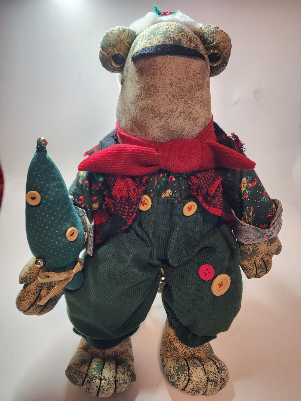 Vintage 90's Avon Christmas Croaking Singing Jingle Bells Frog Doll